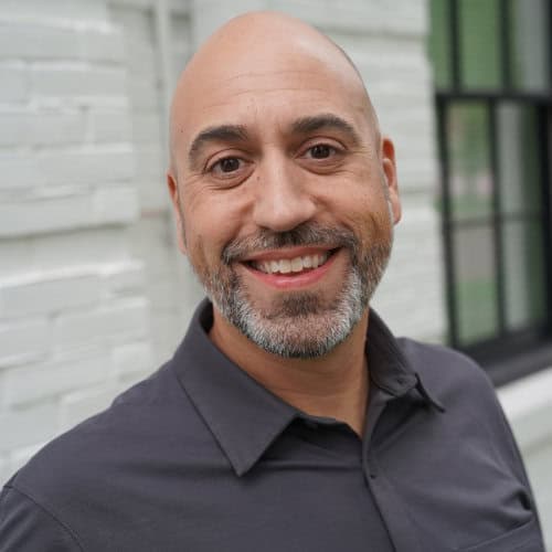 Headshot of Daniel Herron