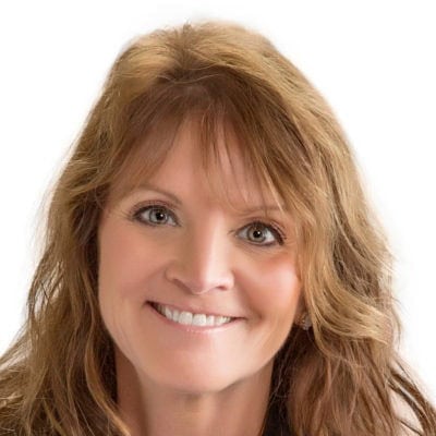 Headshot of Dr. Beth Plachetka